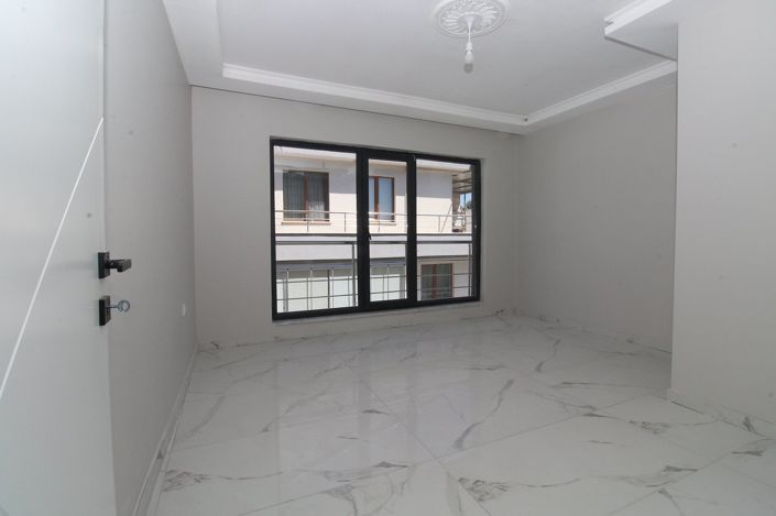 Image No.18-2 Bed Apartment for sale