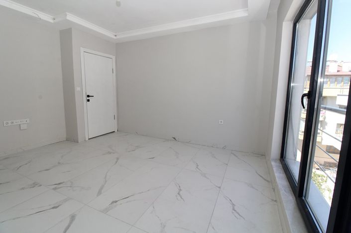 Image No.19-2 Bed Apartment for sale