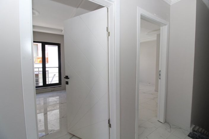 Image No.23-2 Bed Apartment for sale