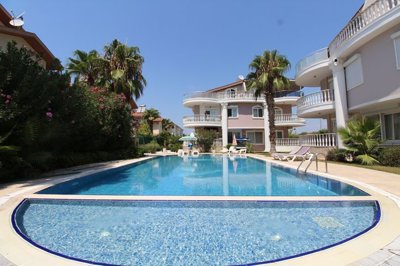 Exterior 3