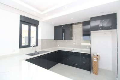 Interior 5