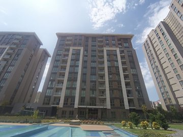 Exterior 4