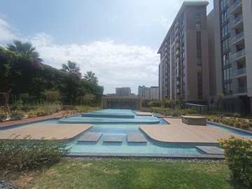 Exterior 3