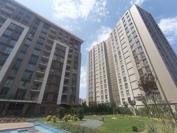 Exterior 5