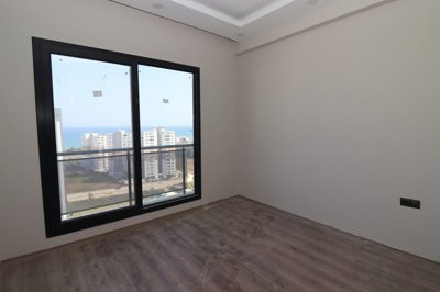 Interior 3