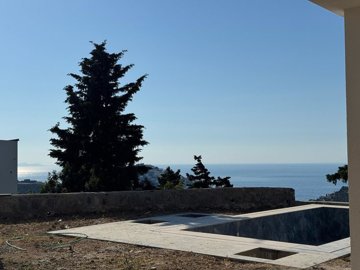 Exterior 5