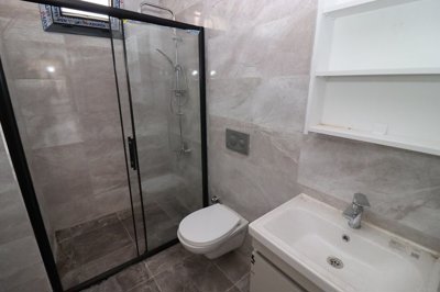 Interior 9