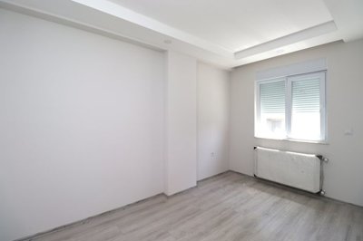 Interior 7