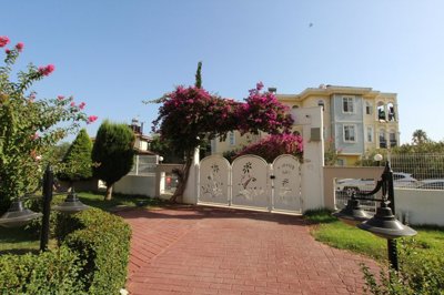 Exterior 5