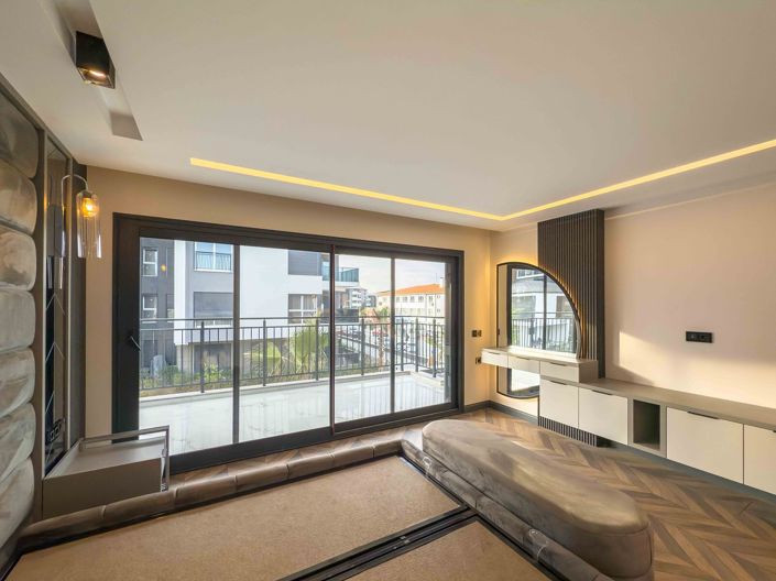 Image No.20-5 Bed House/Villa for sale