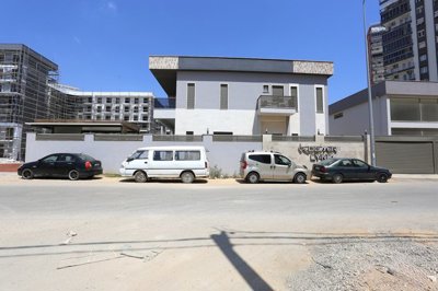 Exterior 4