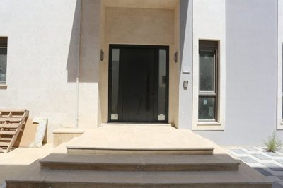 Exterior 6