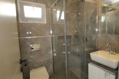 Interior 13