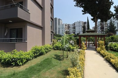 Exterior 8