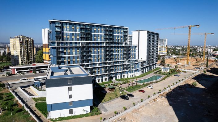 G&#252;nes, Apartment