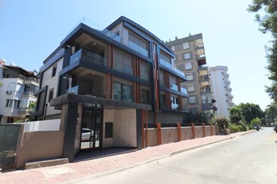 Exterior 1