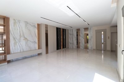 Interior 1