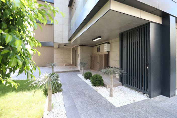 Image No.6-4 Bed Apartment for sale