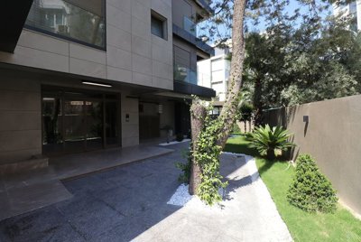Exterior 8