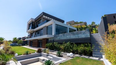 Exterior 2