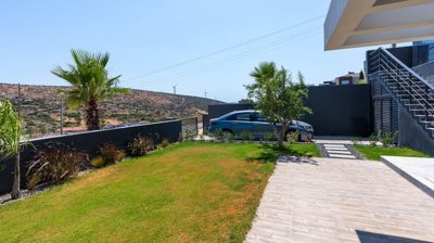 Exterior 9