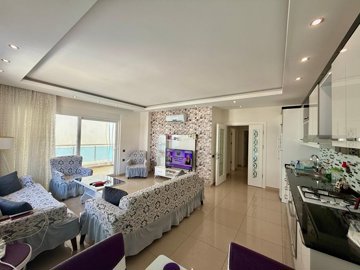 Interior 5