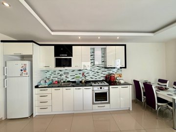 Interior 6
