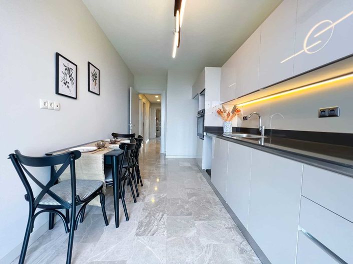 Image No.9-3 Bed Apartment for sale