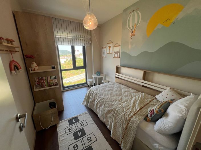 Image No.12-5 Bed Apartment for sale