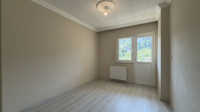 Interior 7