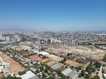 1 - Muratpasa, Land