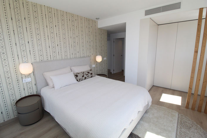 Image No.8-5 Bed House/Villa for sale