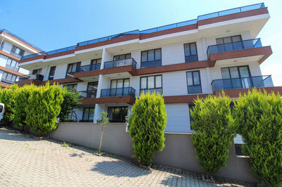 Exterior 4
