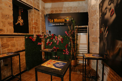 Interior 4