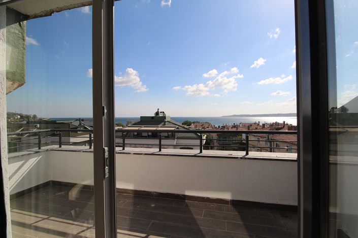 Image No.22-2 Bed Apartment for sale