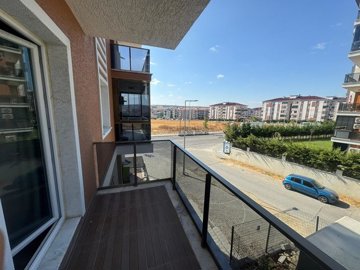 Interior 8
