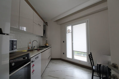 Interior 3