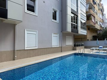 Exterior 4