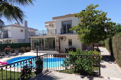 Exterior 1