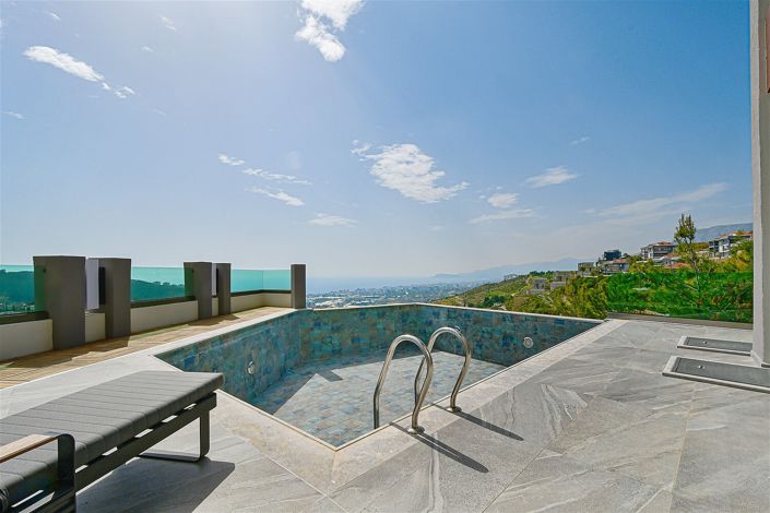 Image No.11-4 Bed House/Villa for sale