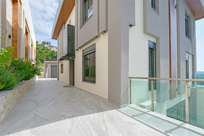 Image No.13-4 Bed House/Villa for sale