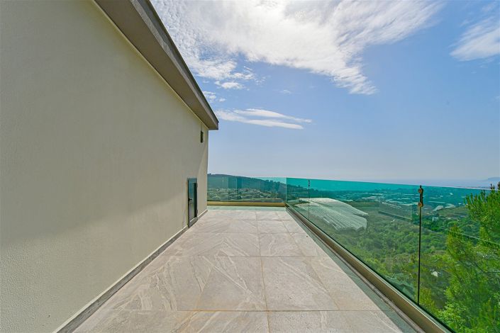 Image No.16-4 Bed House/Villa for sale