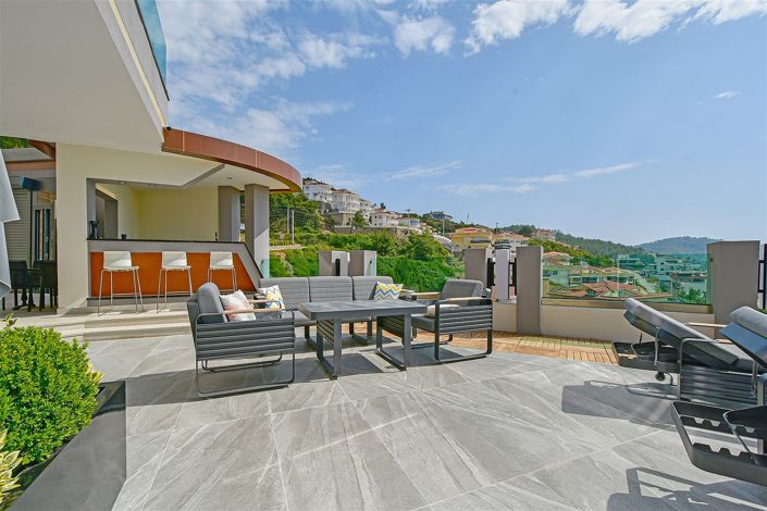 Image No.3-4 Bed House/Villa for sale