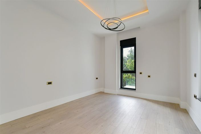 Image No.42-4 Bed House/Villa for sale