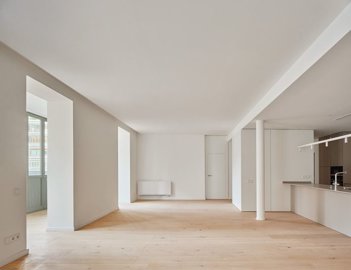 Interior 3