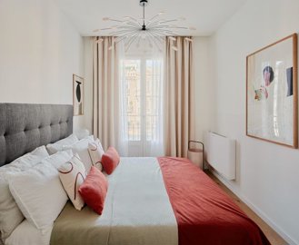 Interior 5