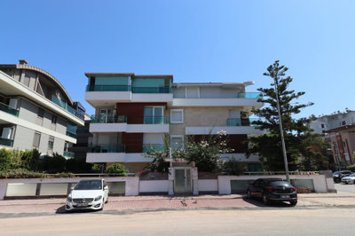 Exterior 5