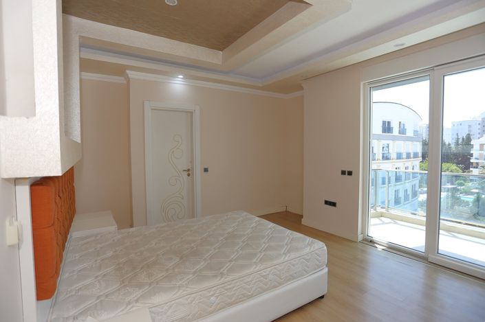 Image No.22-2 Bed Apartment for sale