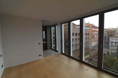 Interior 7