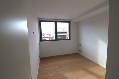 Interior 10